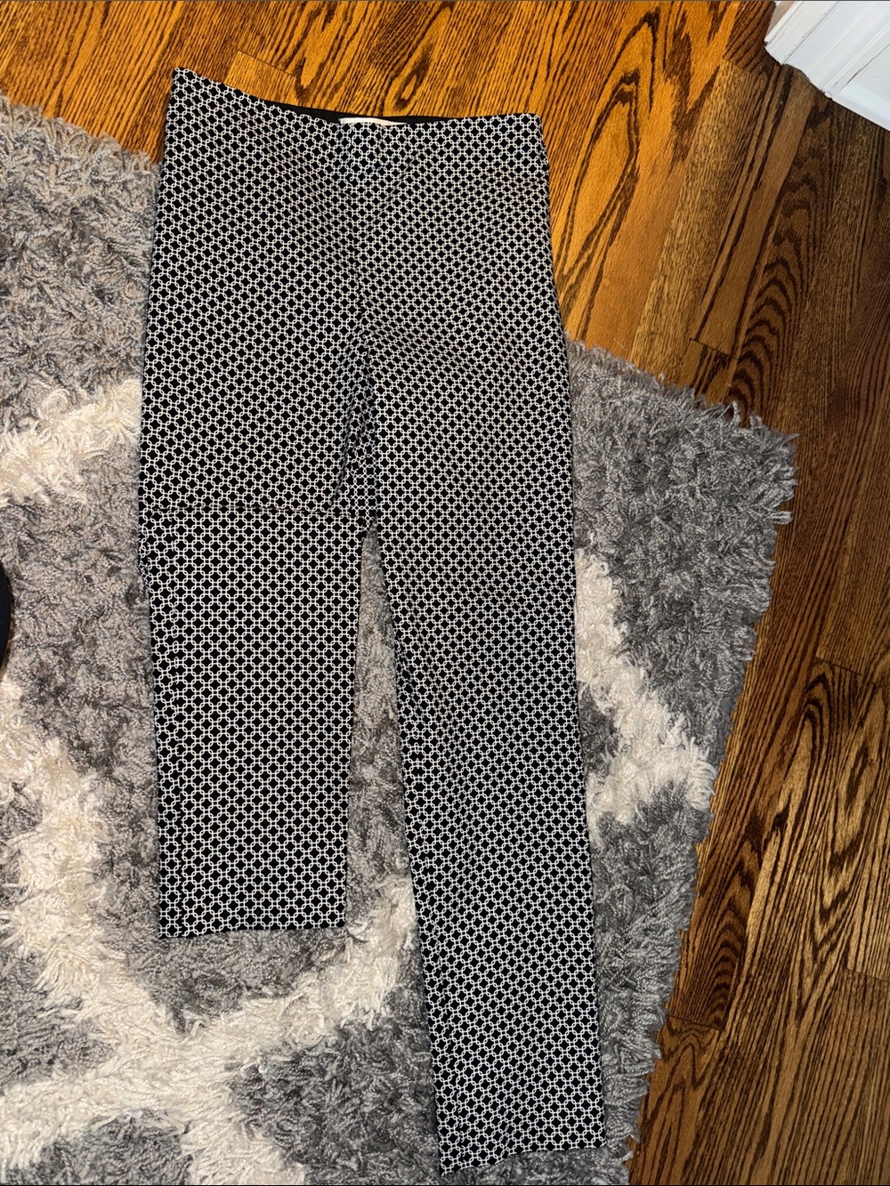 Women’s Sarah Campbell Black and White Geometric Print pants